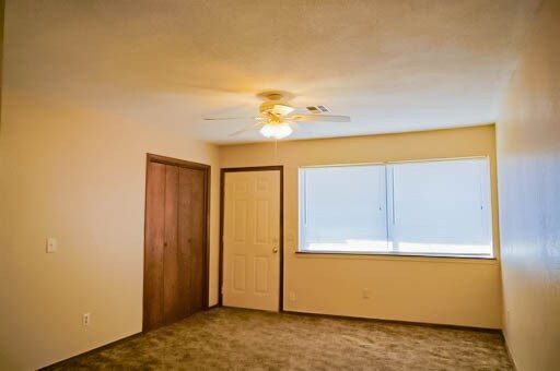 More Photos Of 210 NW North St, Minco Apartments For Sale