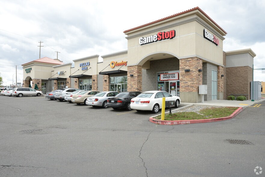 More Photos Of 4008 W 27th Ave, Kennewick General Retail For Lease