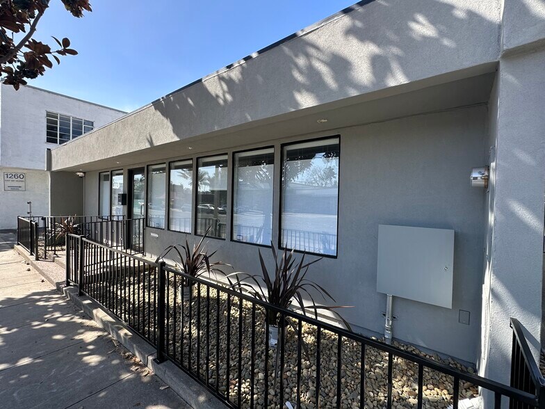 More Photos Of 1264 A St, Hayward Office For Lease