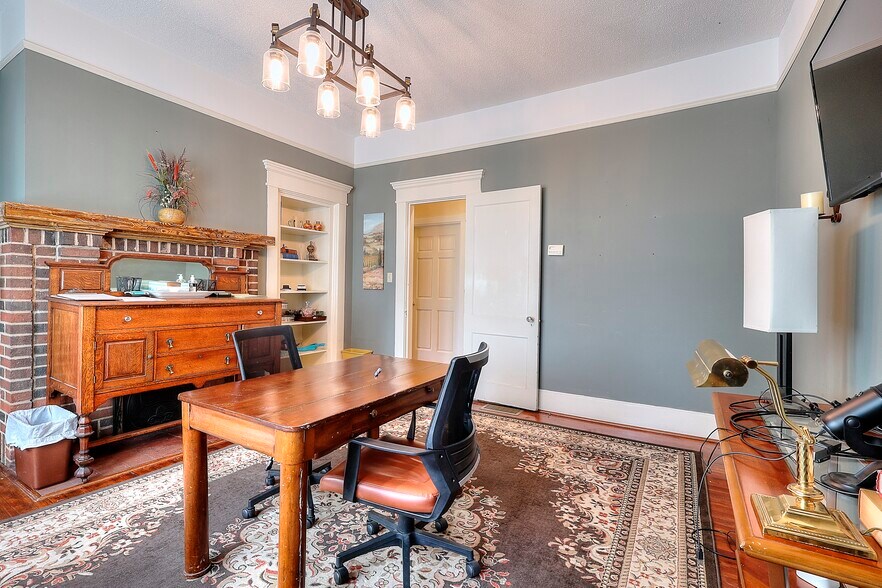 More Photos Of 338 N Broad St, Monroe Office Residential For Sale