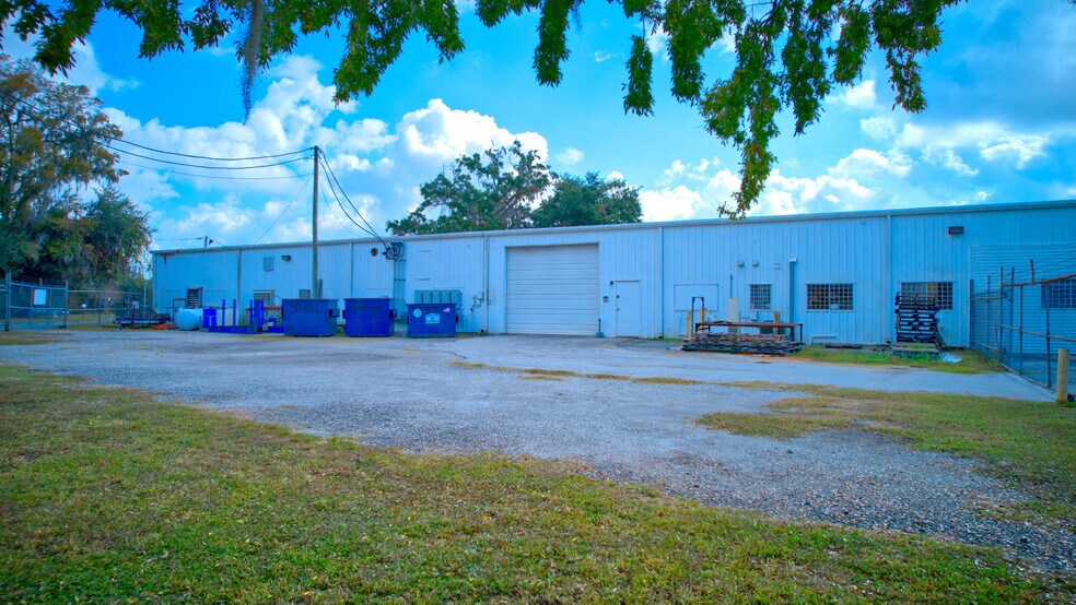 More Photos Of 1451 E Jefferson St, Brooksville Flex For Lease