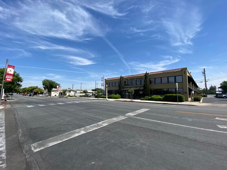 More Photos Of 425 W 7th St, Hanford Office For Sale