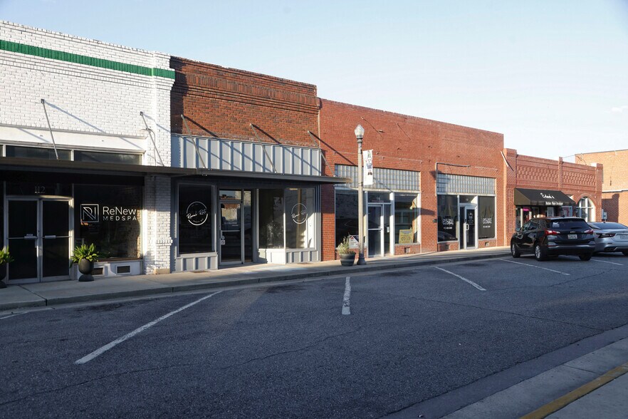 More Photos Of 116 E Meadows St, Vidalia Storefront For Sale