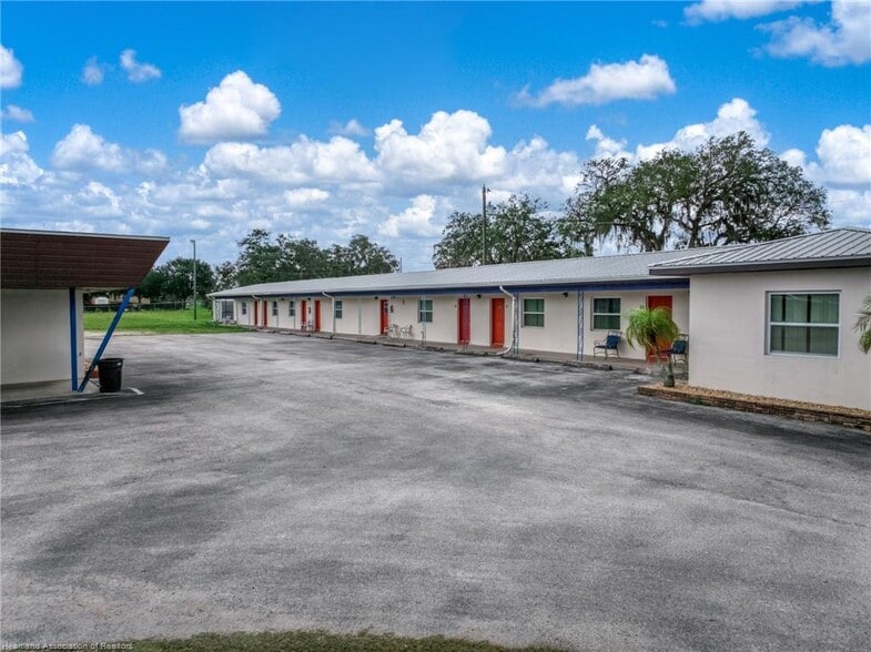 More Photos Of 5272 US Highway 27 S, Sebring Hotel For Sale
