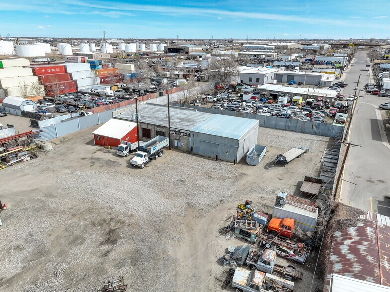 More Photos Of 5320 Cook St, Denver Warehouse For Lease