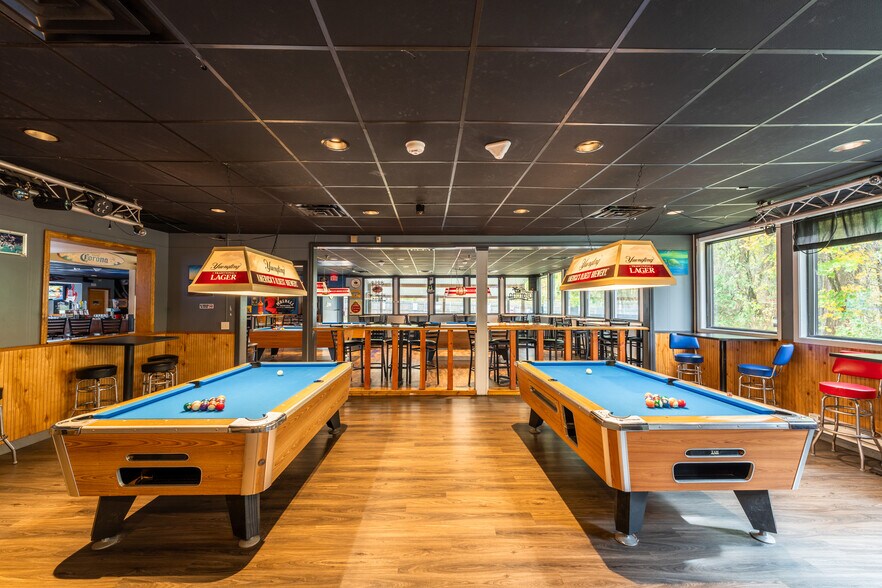 More Photos Of 1019 Norwich Rd, Plainfield Restaurant For Sale