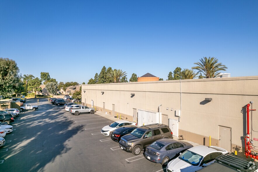 More Photos Of 19021-19121 Beach Blvd, Huntington Beach Unknown For Lease