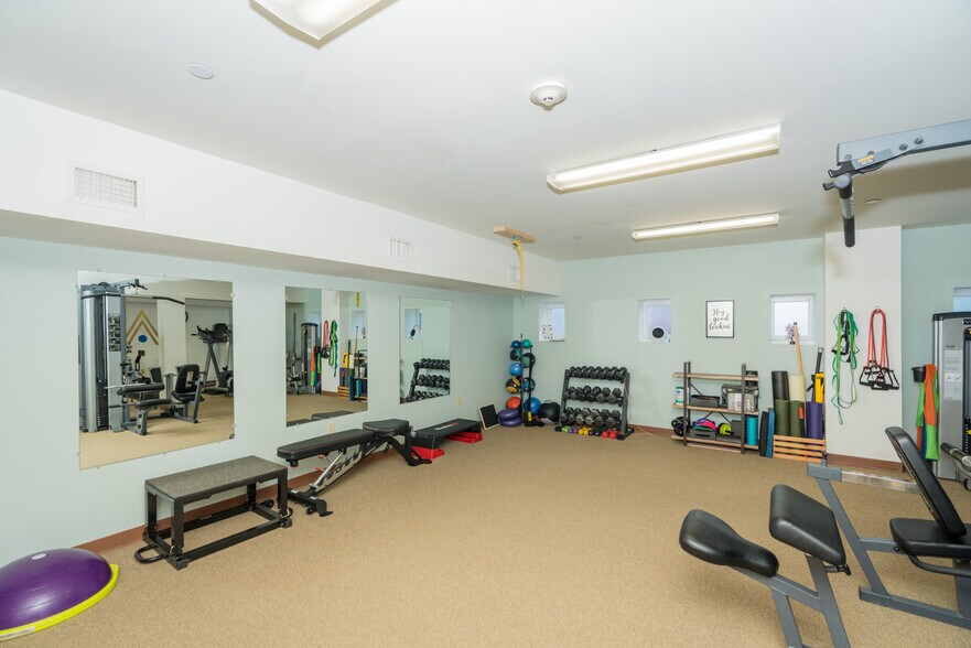 More Photos Of 120 West Ave, Saratoga Springs Office For Sale