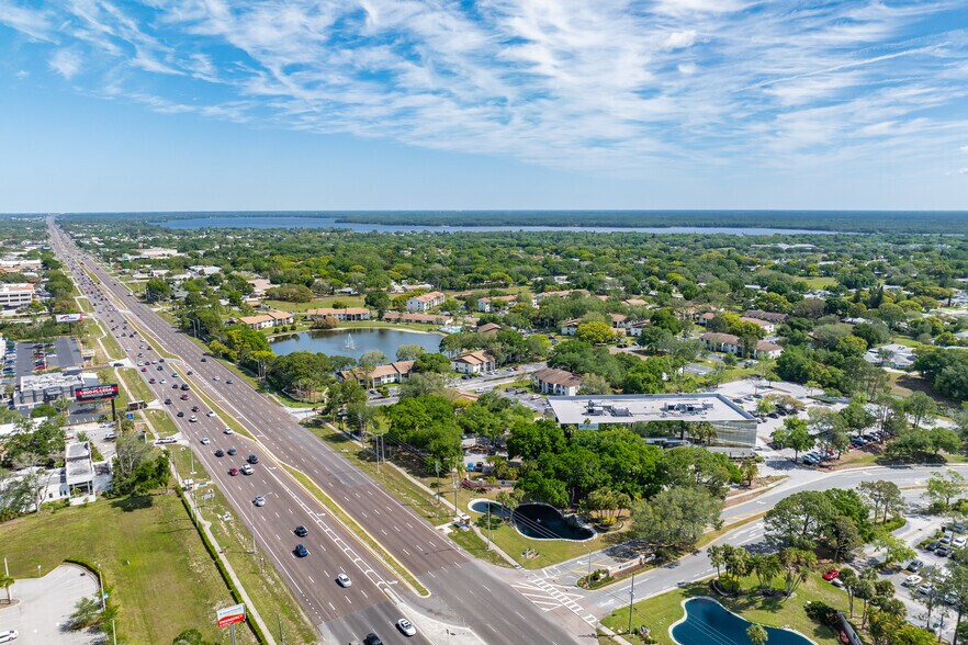 More Photos Of 34125 US Highway 19 N, Palm Harbor Office For Lease