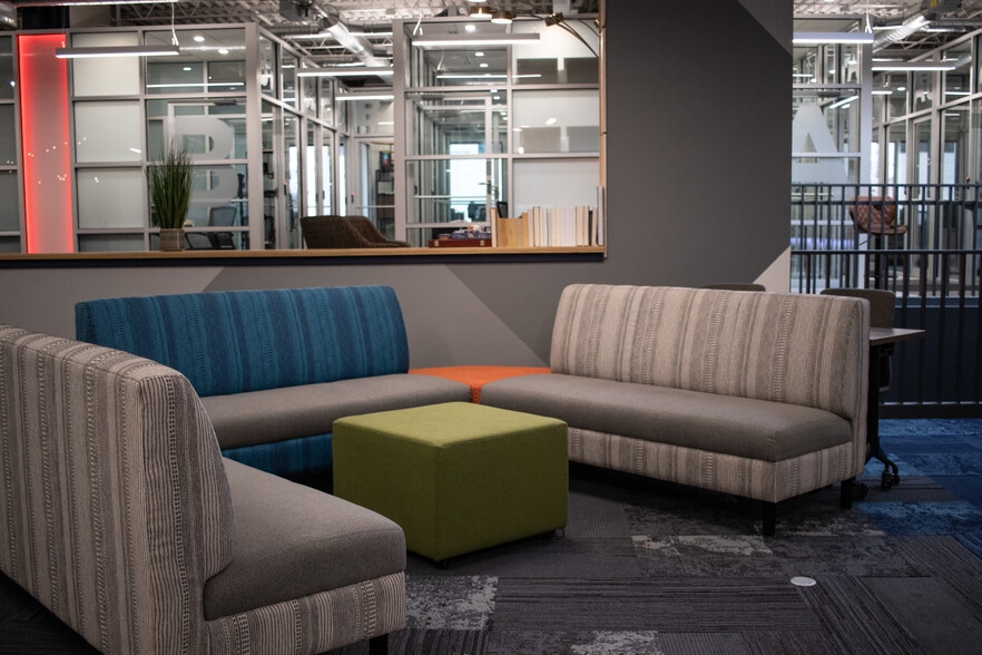 More Photos Of 21 Goodway Dr, Rochester Coworking Space