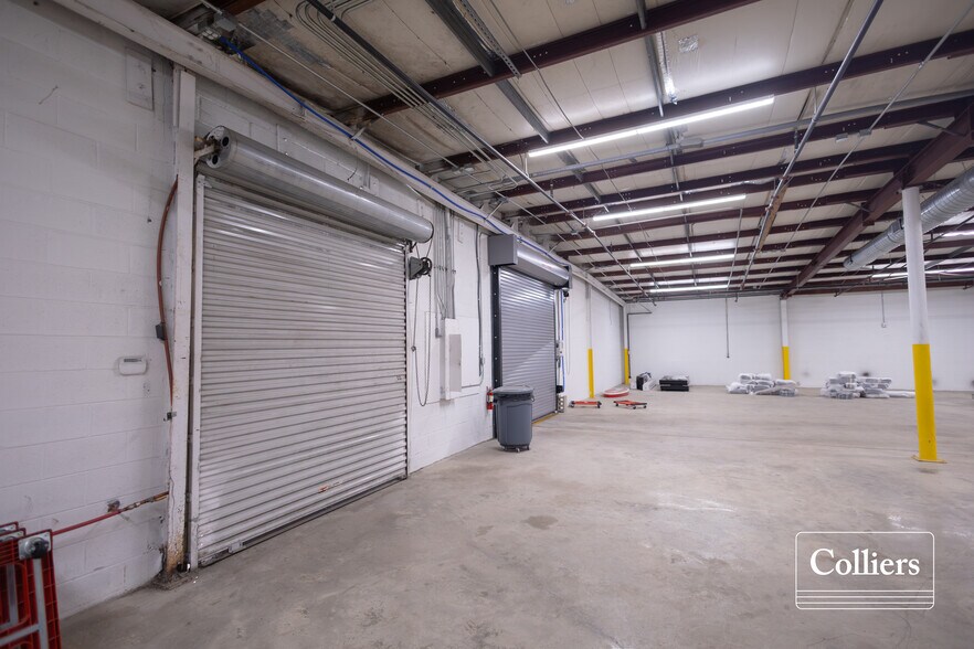 More Photos Of 2532 Spruill Ave, North Charleston Warehouse For Sale