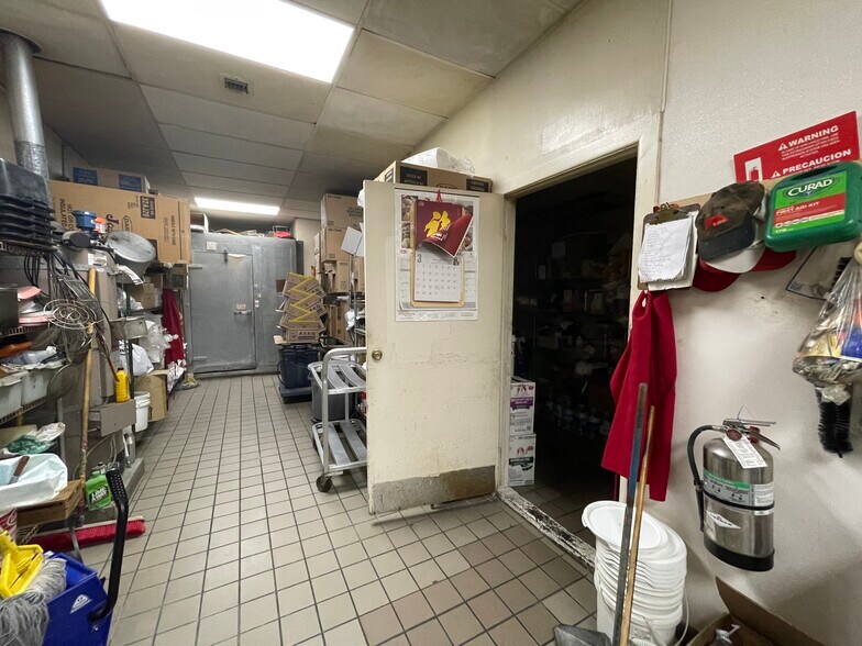 More Photos Of 912-980 S Euclid St, Anaheim Restaurant For Lease