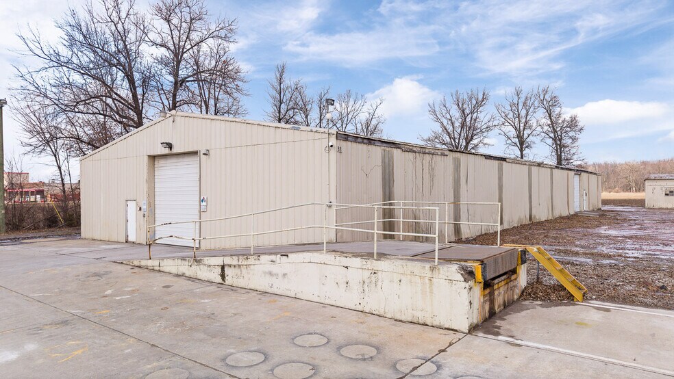 More Photos Of 1600 Toledo Rd, Norwalk Light Distribution For Lease