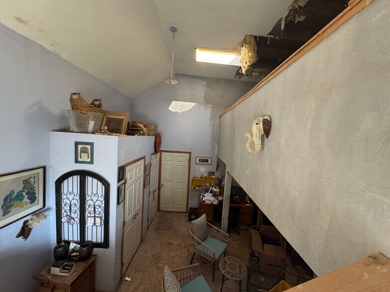 More Photos Of 3577 AZ-77, Taylor Office For Sale