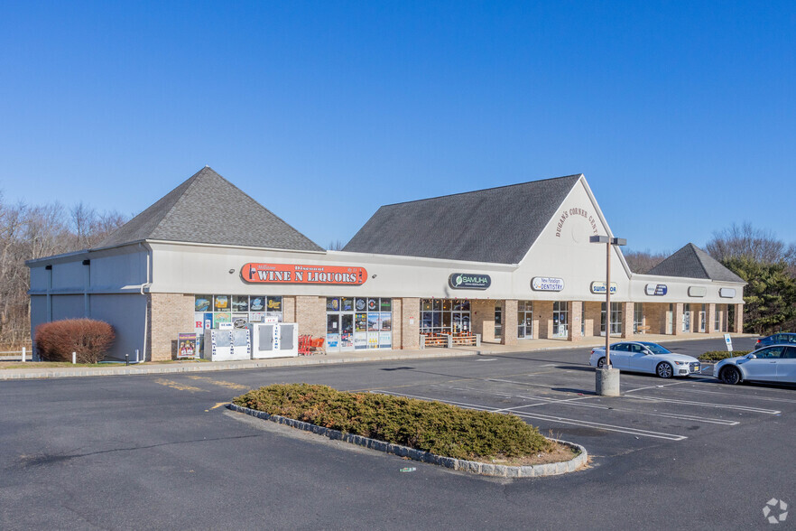 Primary Photo Of 514 State Route 33 W, Manalapan Unknown For Lease