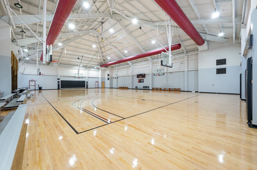 More Photos Of 10030 Callabridge Ct, Charlotte Freestanding For Sale