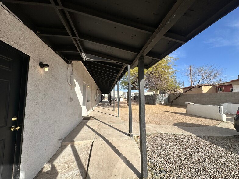 More Photos Of 421 E President St, Tucson Apartments For Sale