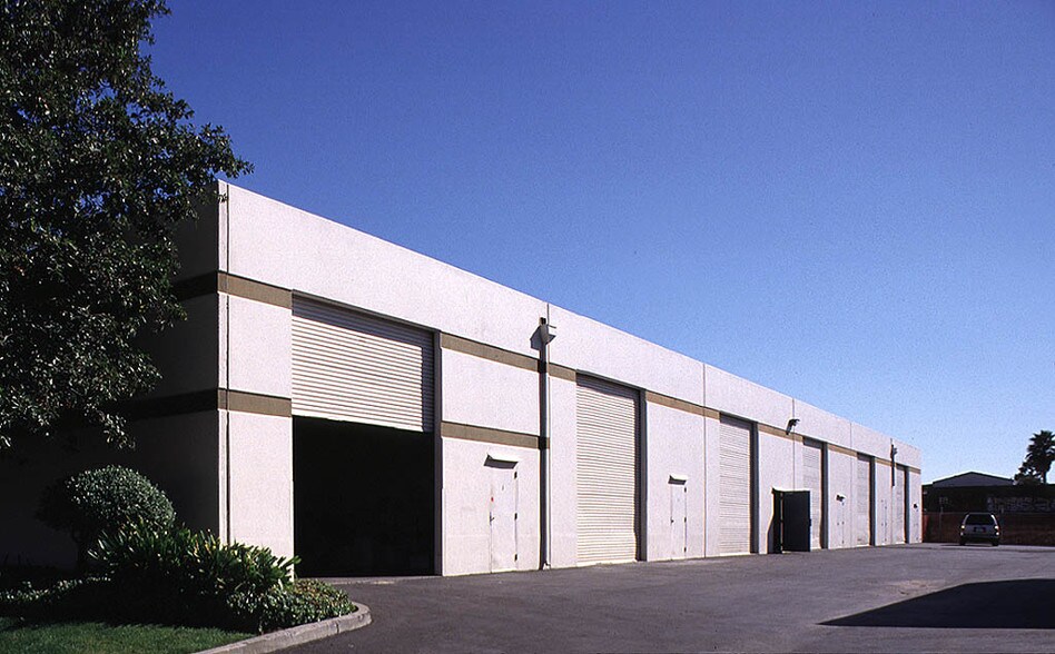 More Photos Of 1881 Walters Ct, Fairfield Warehouse For Lease