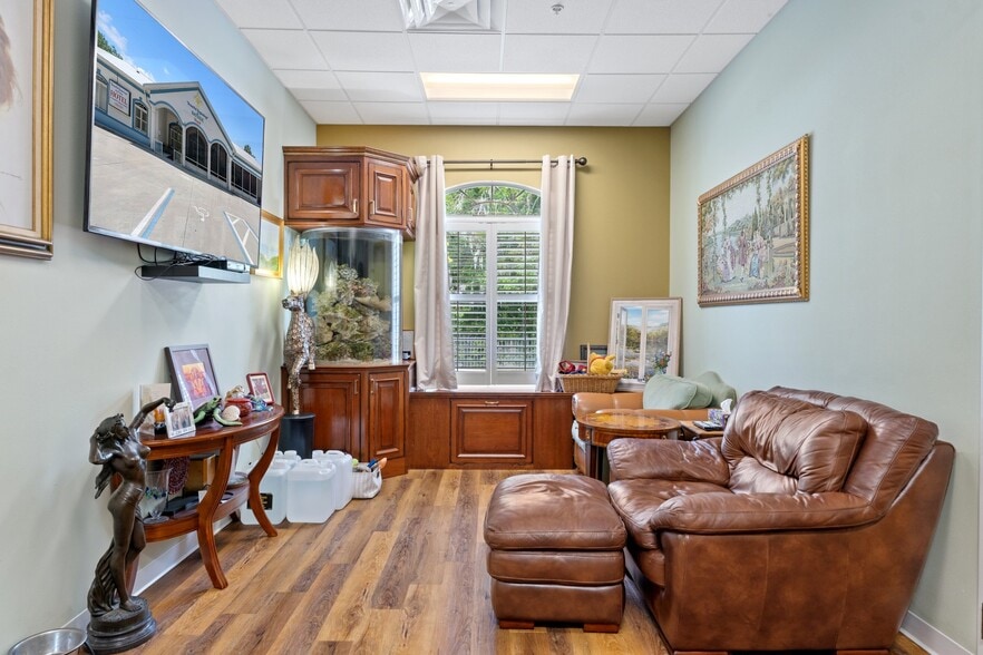 More Photos Of 311 NE 4th Ave, Crystal River Healthcare For Lease