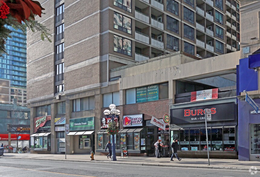 More Photos Of 730 Yonge St, Toronto Dormitory For Lease