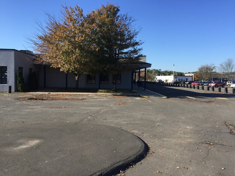 More Photos Of 540 Ella T Grasso Blvd, New Haven Research And Development For Lease