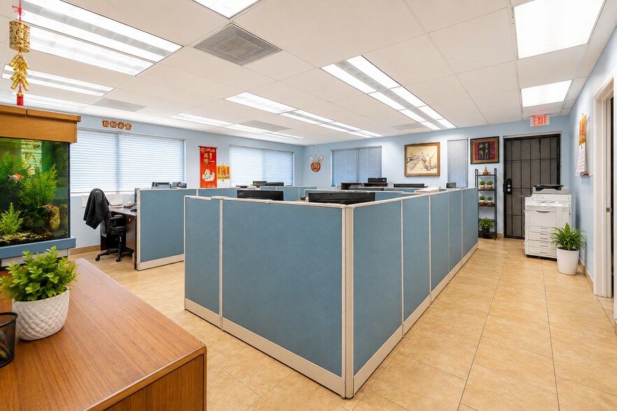 More Photos Of 6575 Nova Dr, Fort Lauderdale Warehouse For Sale