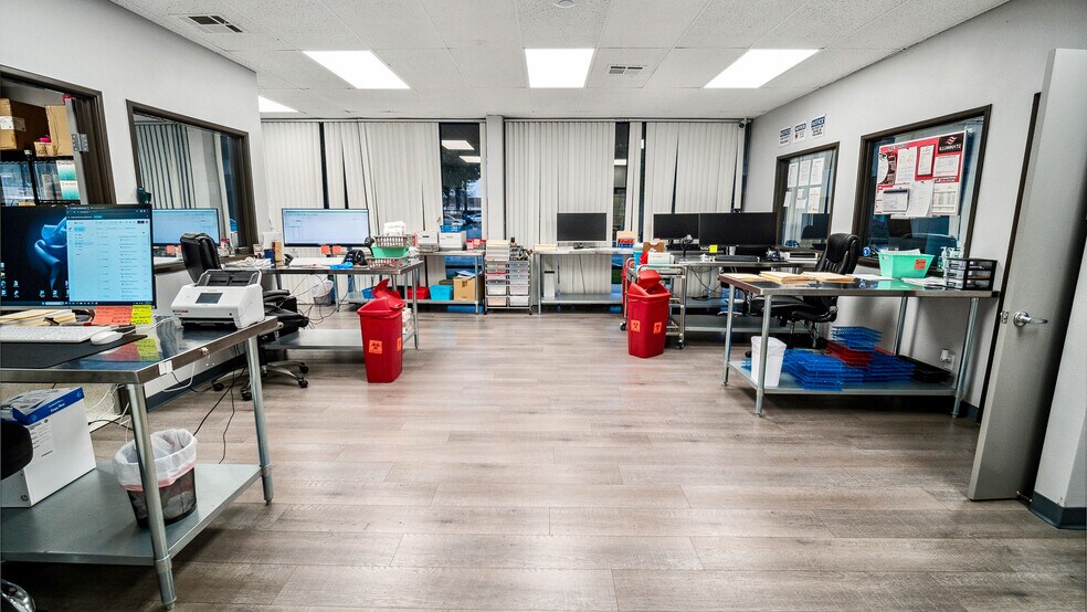 More Photos Of 18331 Gridley Rd, Cerritos Medical For Lease