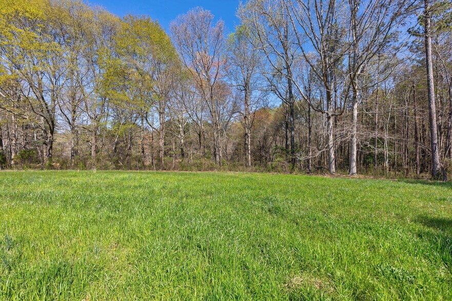 More Photos Of 8986 U.S. 29 S, Hull Land For Sale