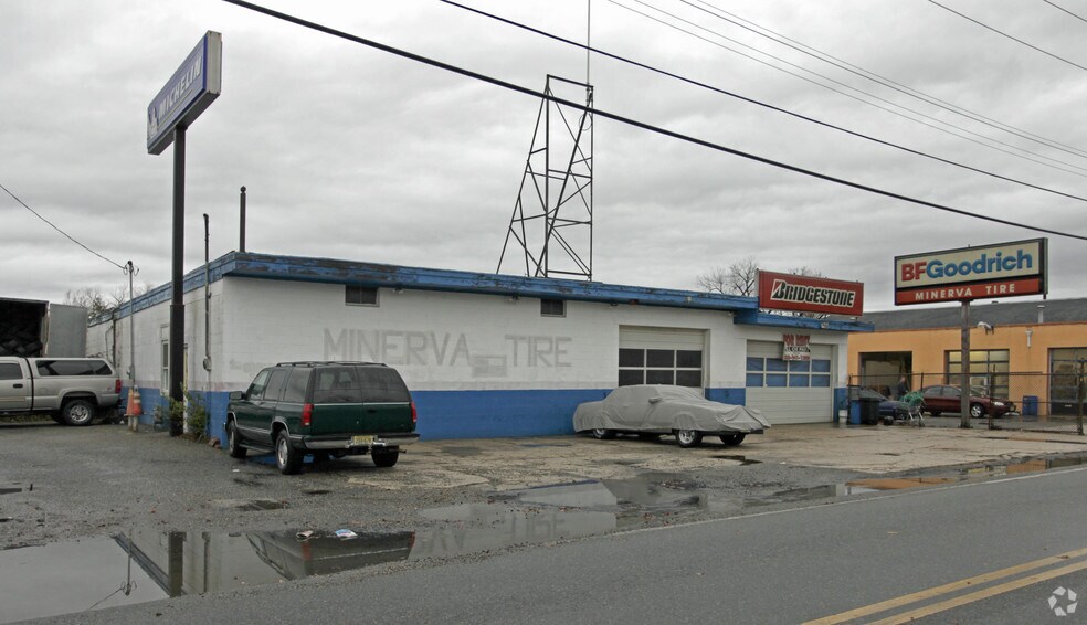 More Photos Of 57 Flint Rd, Toms River Flex For Lease