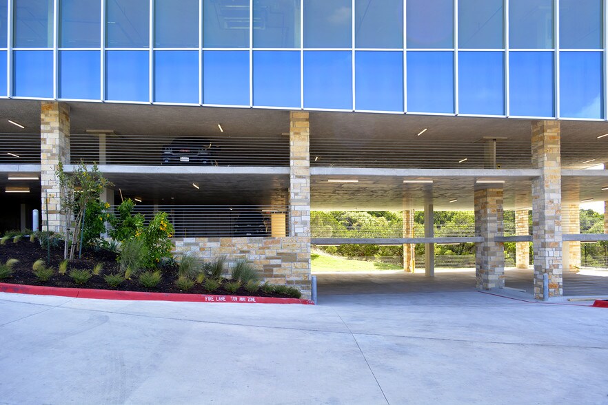 More Photos Of 6001 Bold Ruler Way, Austin Office For Sale