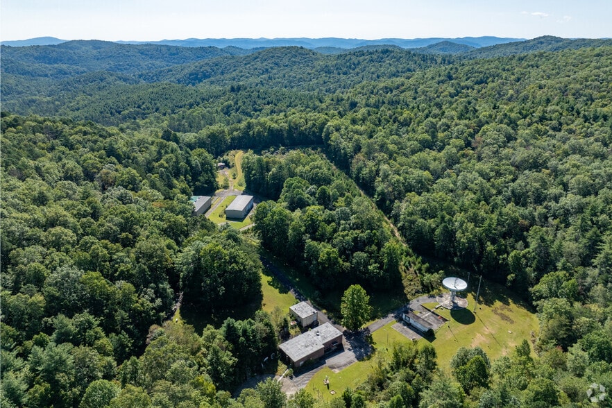 More Photos Of 1 Pari Dr, Rosman Specialty For Sale