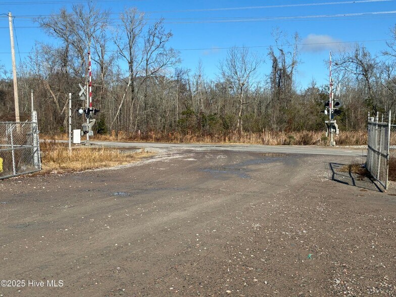 More Photos Of 141 Knobbs Creek Dr, Elizabeth City Industrial For Sale