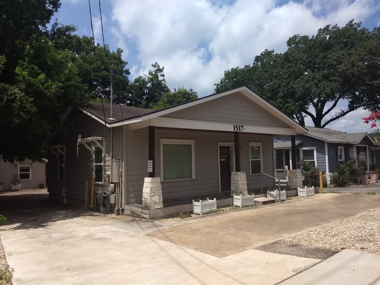 More Photos Of 1517 W Koenig Ln, Austin Office For Lease