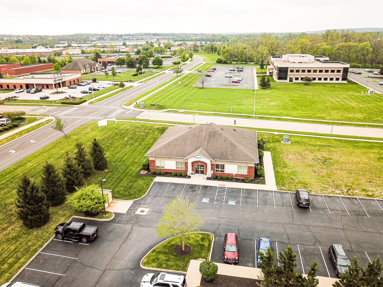 More Photos Of 1045 Channingway Dr, Fairborn Office For Sale