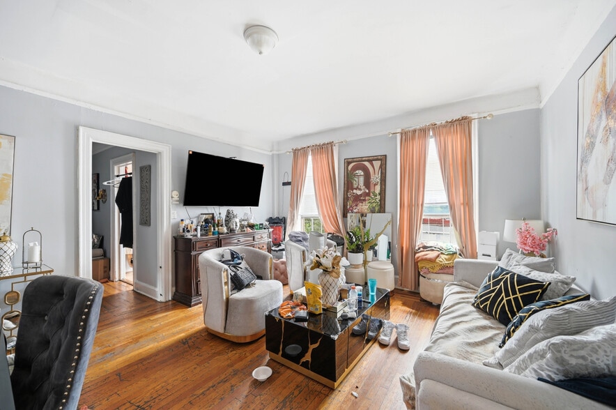 More Photos Of 2 Overlook Ter, Yonkers Apartments For Sale