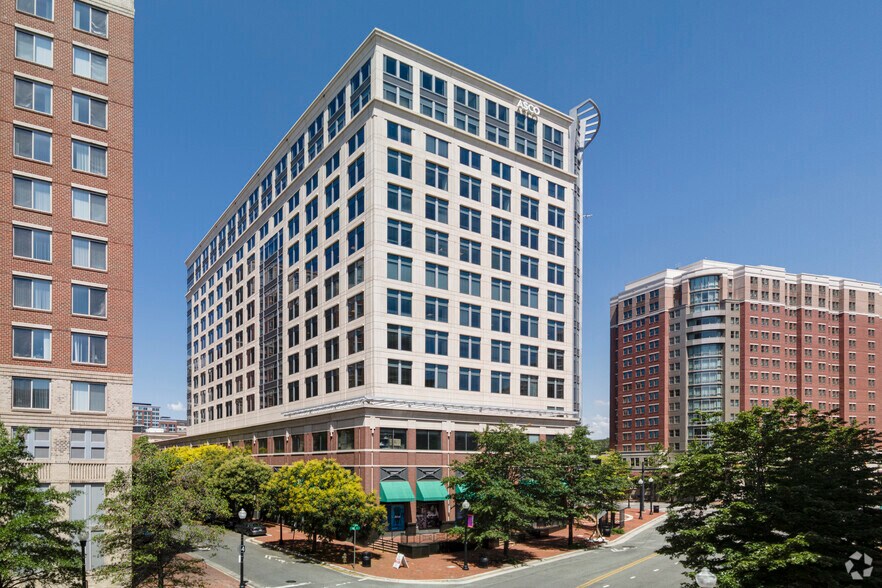 More Photos Of 2318 Mill Rd, Alexandria Office For Lease