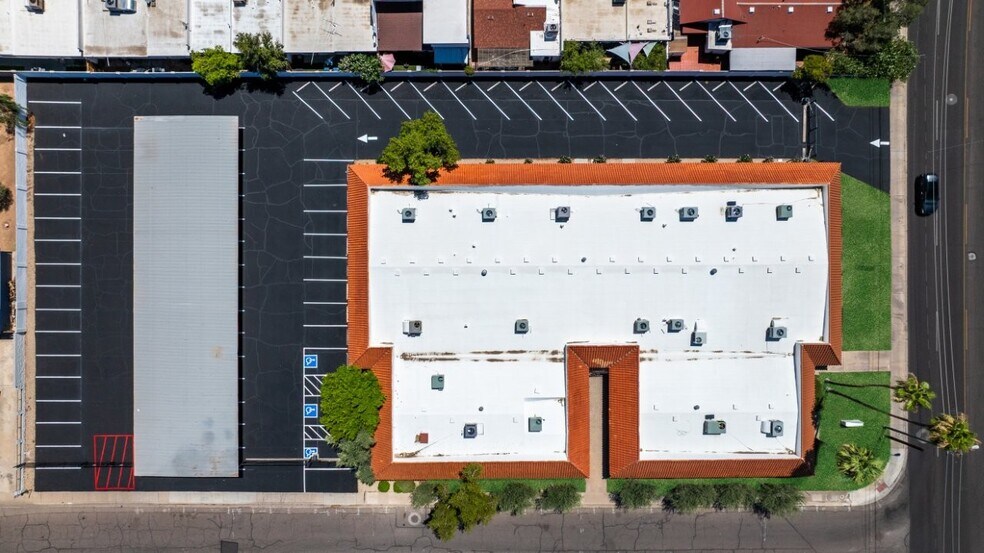 More Photos Of 1802 E Thomas Rd, Phoenix Medical For Sale