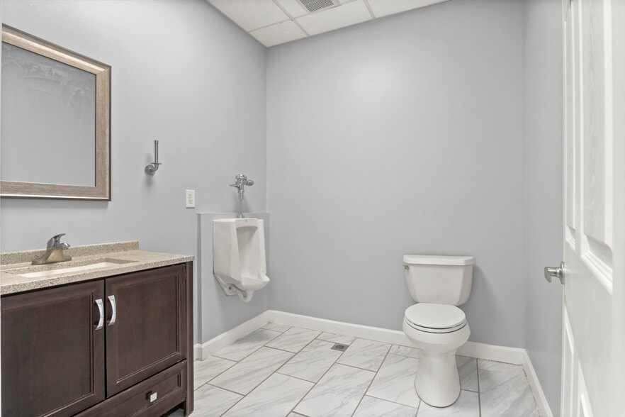 More Photos Of 32413 Michigan Ave, Wayne Freestanding For Sale