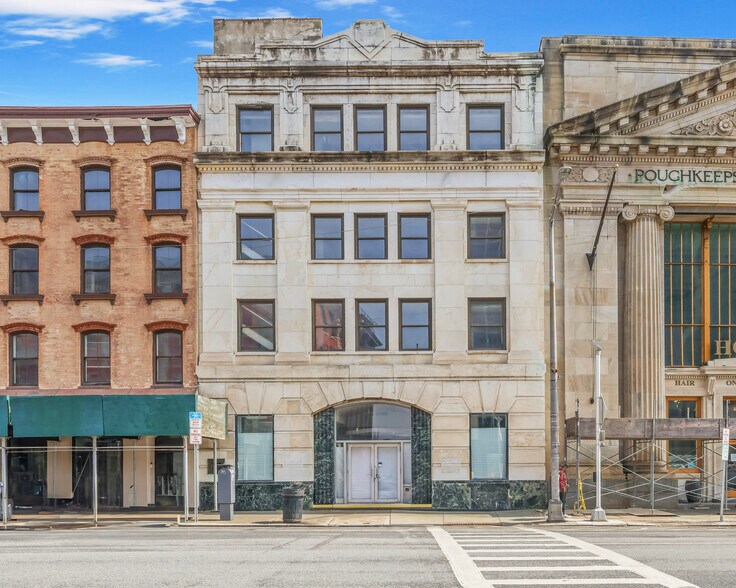 Primary Photo Of 17 Market St, Poughkeepsie Office For Sale