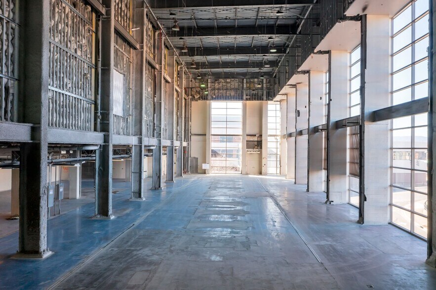 More Photos Of 120 Salem Ave SW, Roanoke Warehouse For Lease