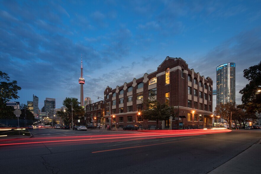 More Photos Of 495-517 Wellington St W, Toronto Loft Creative Space For Lease