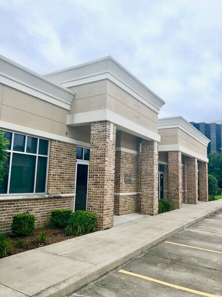 More Photos Of 16000 Park Ten Pl, Houston Office For Sale
