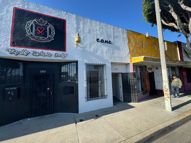 More Photos Of 1331 E Compton Blvd, Compton Storefront For Lease