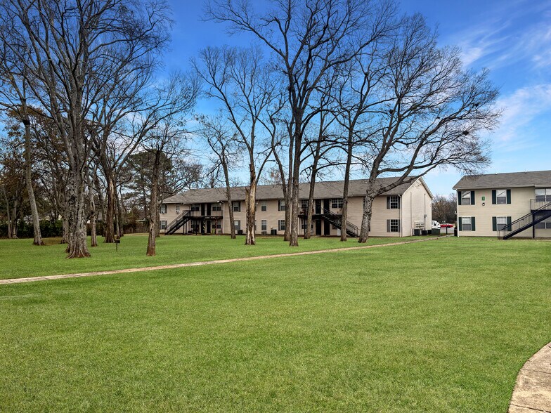 More Photos Of 2500 Montgomery Ln, Bossier City Apartments For Sale