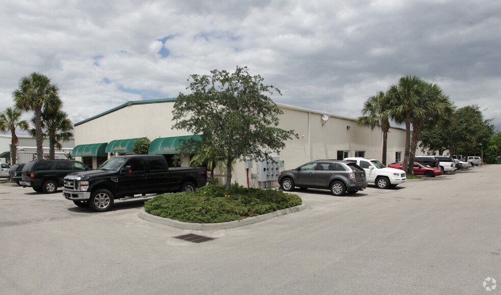 Primary Photo Of 5880 Shirley St, Naples Light Manufacturing For Sale
