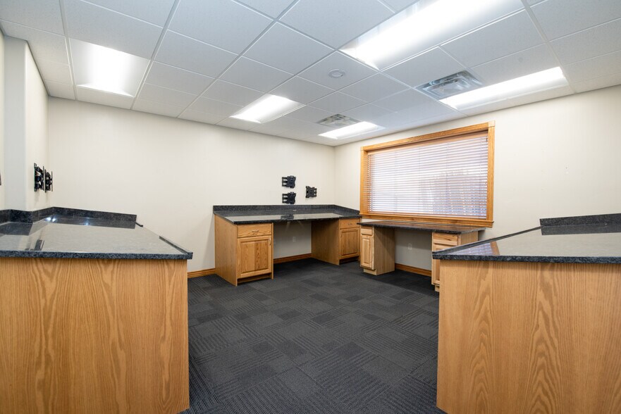 More Photos Of 335 S 1250 W, Lindon Self Storage For Lease
