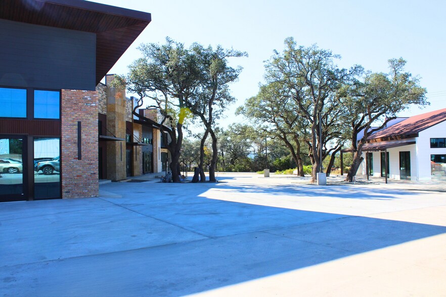 More Photos Of 15210 Fitzhugh Rd, Austin Unknown For Lease