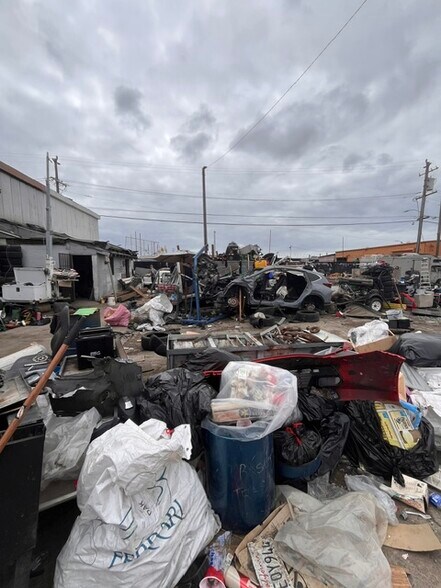 More Photos Of 801 100th Ave, Oakland Warehouse For Sale