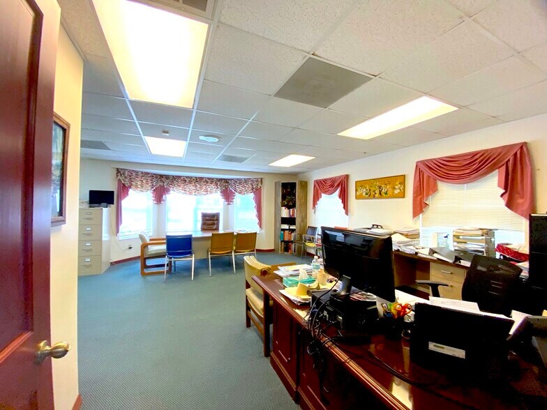 More Photos Of 901 E Oak St, Kissimmee Medical For Lease