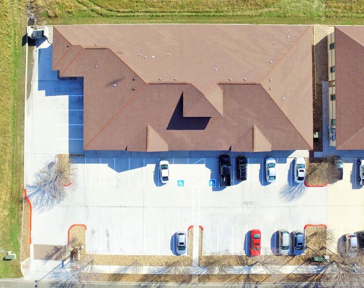 More Photos Of 1911 Corporate Dr, San Marcos Office For Sale